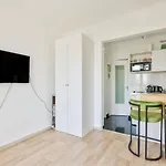 Studio Cosy A 1Min A Pied Du Metro Porte Des Lilas