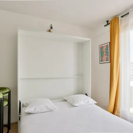 Apartment Cosy A 1min A Pied Du Metro Porte Des Lilas *