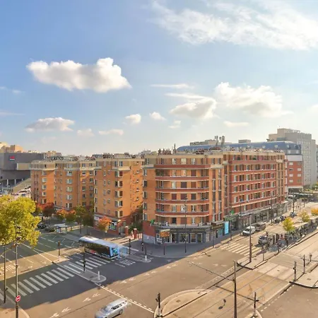 Cosy A 1min A Pied Du Metro Porte Des Lilas
